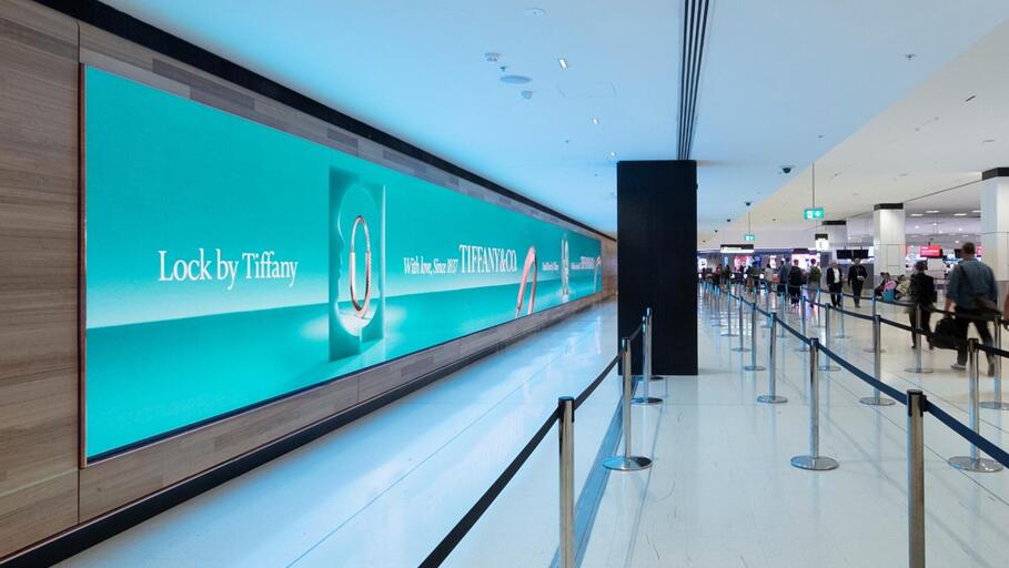 悉尼機(jī)場(chǎng)廣告